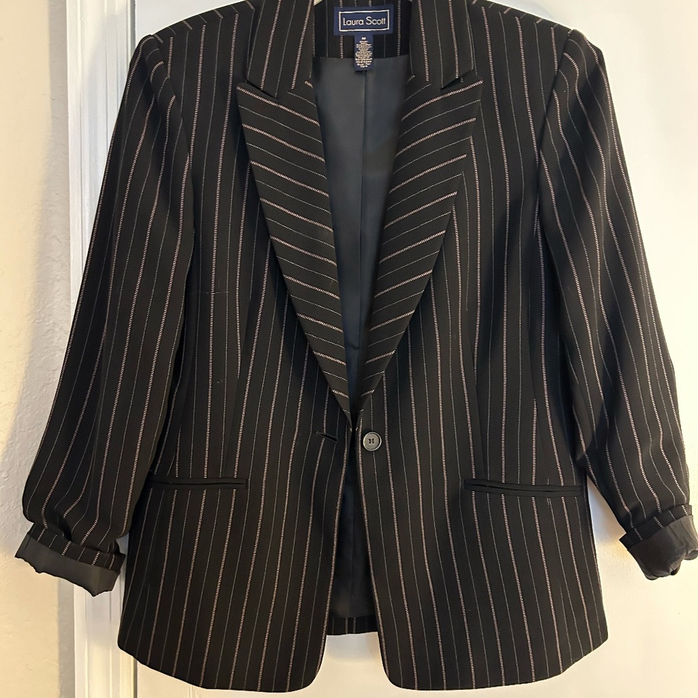 Laura Scott Blazer